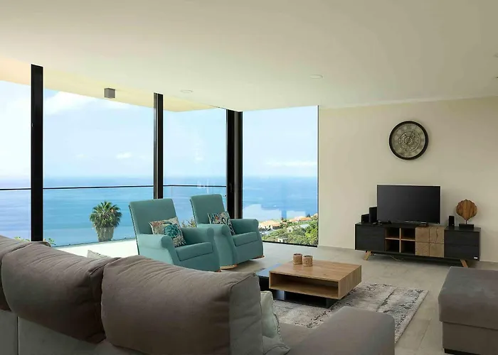 Ohana Estreito Da Calheta